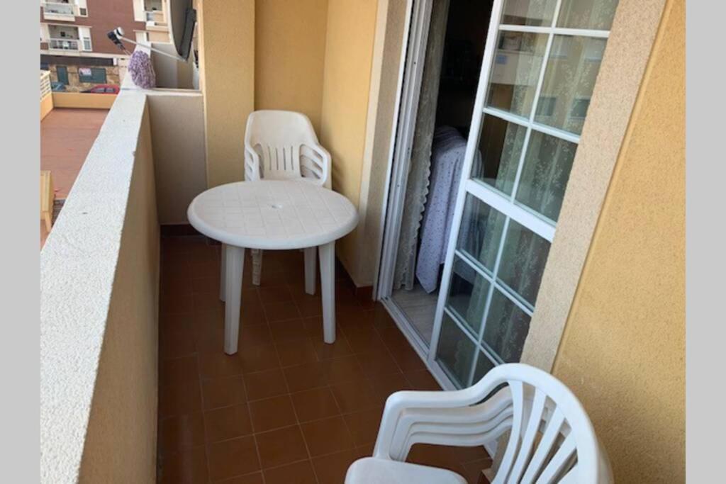 Apartamento 3 Dormitorios En La Playa De Almeria. Roquetas de Mar Esterno foto